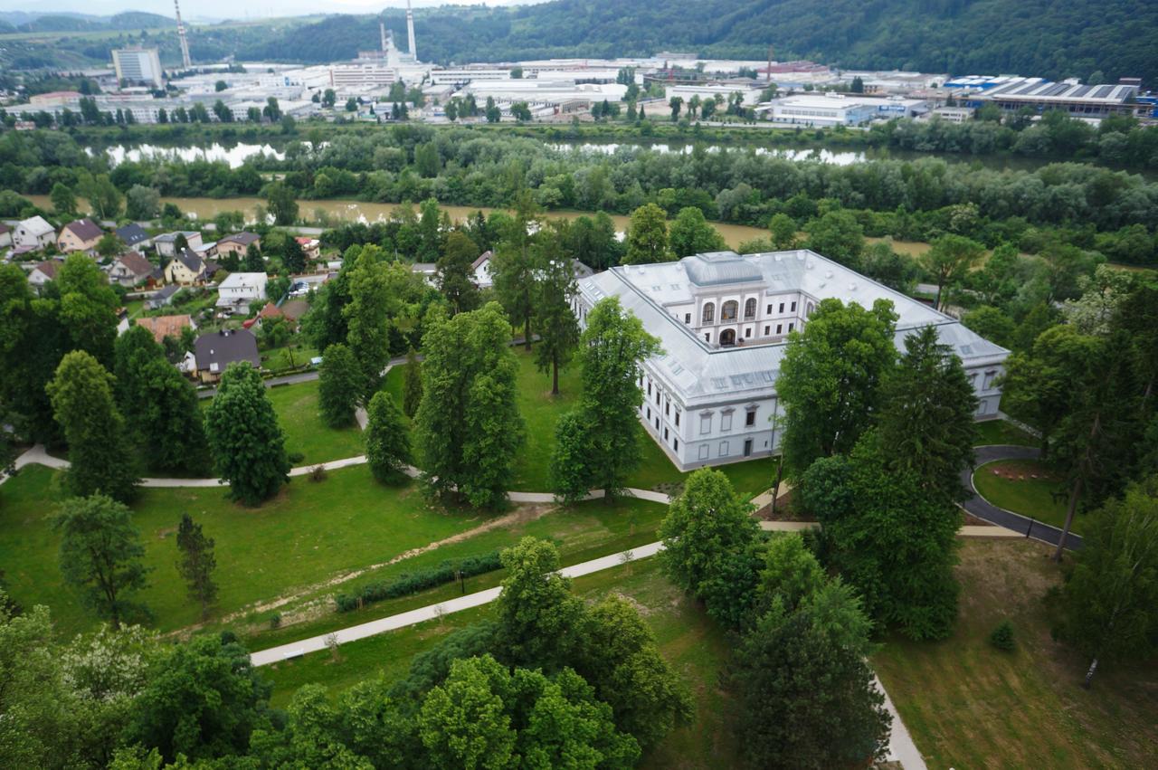 Hotel Gino Park Palace Považská Bystrica Dış mekan fotoğraf